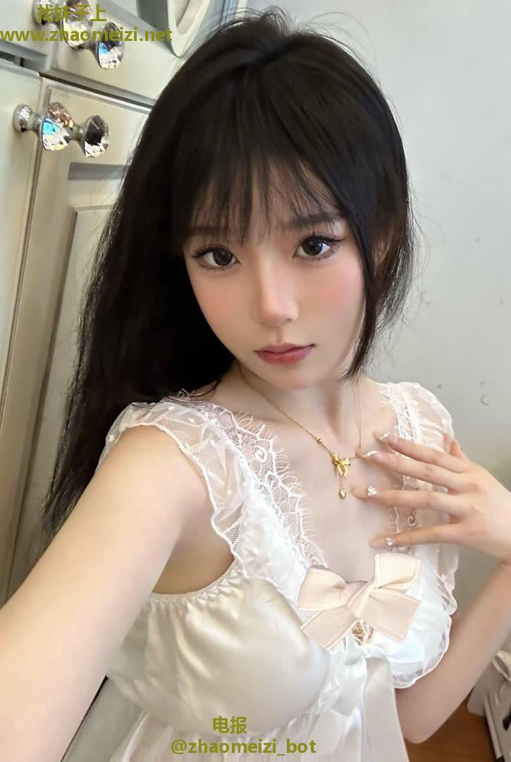 颜值系清纯少女