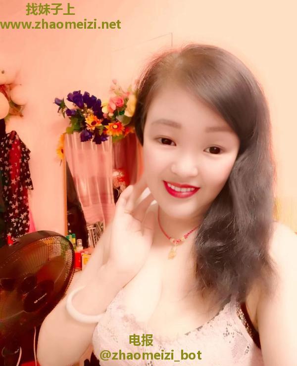 大胸泻火少妇