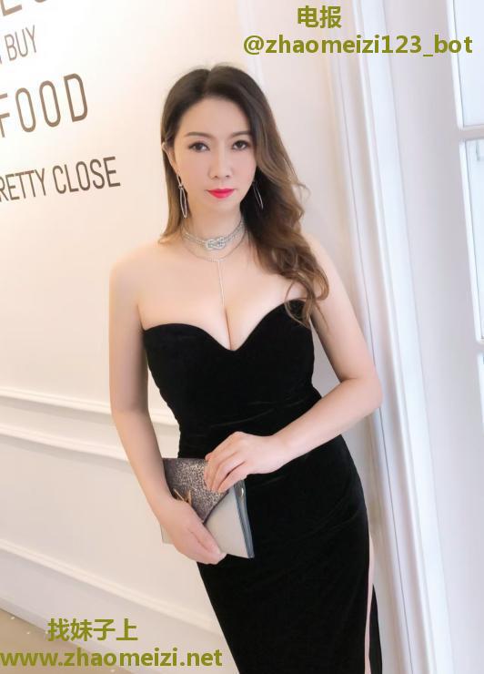 天心大胸毒龙熟女水儿