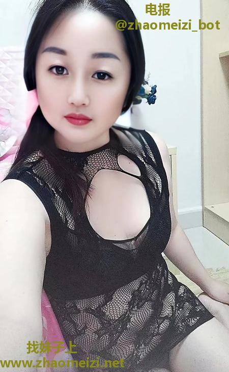 大奶少妇小安琪