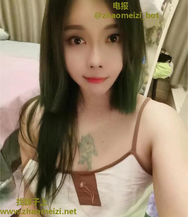 女仆李源源