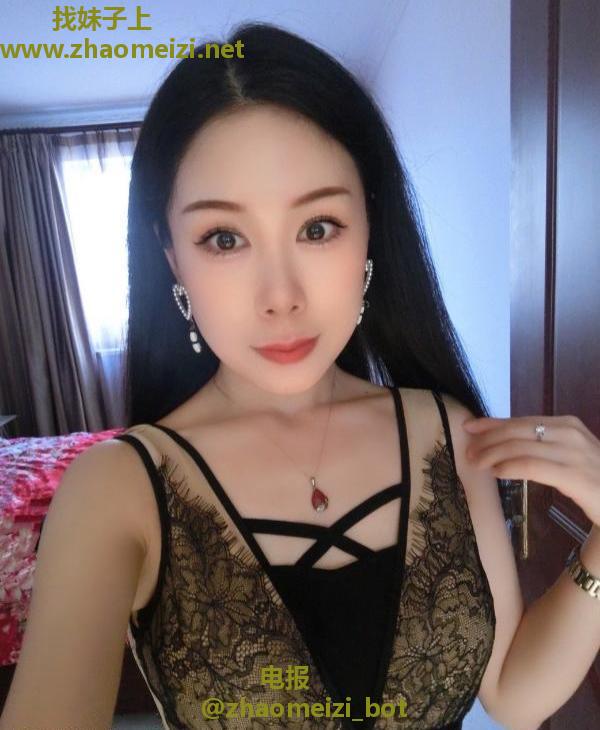 滋润美艳少妇