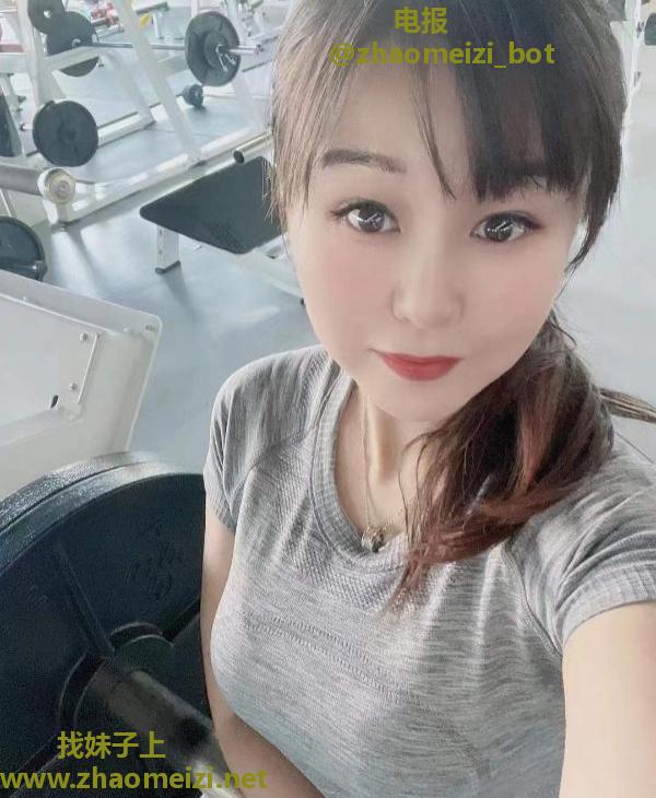 大东少妇 身材不错