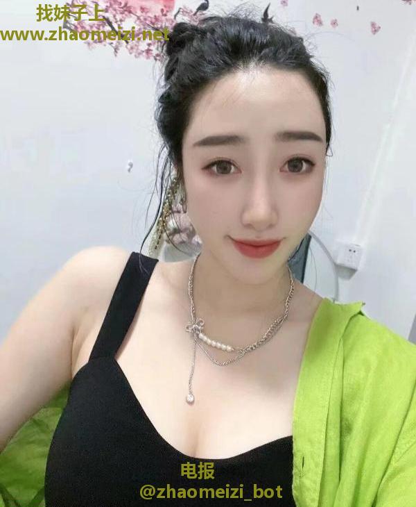 性感情趣互动大美妞