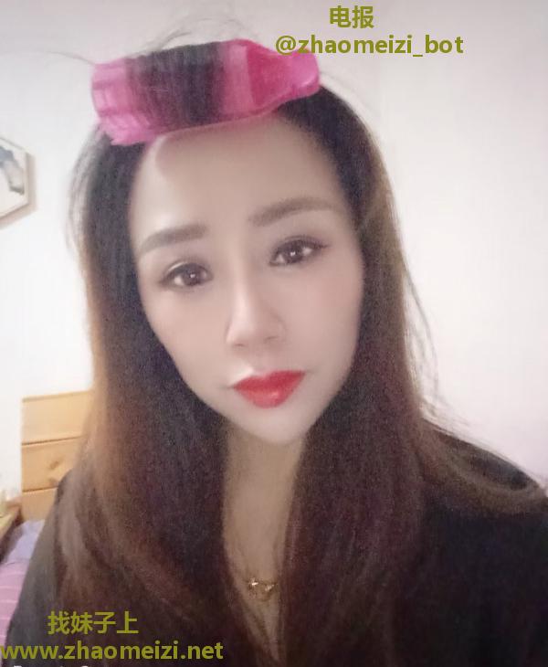 性价比的小少妇