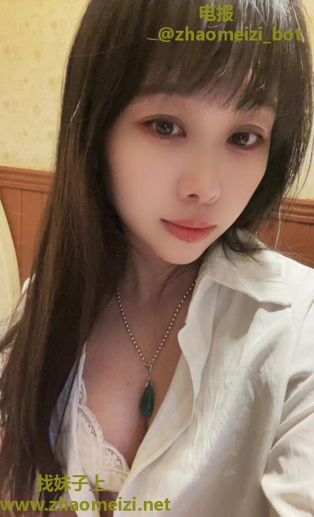 大新性感美女水晶