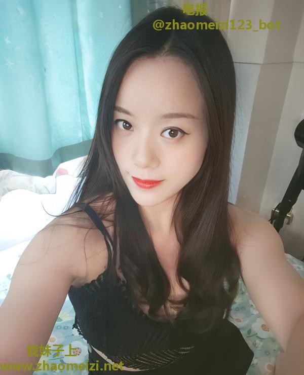 巨臀泄火熟女梅子