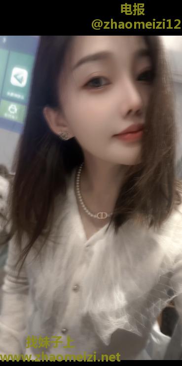 美女奶茶