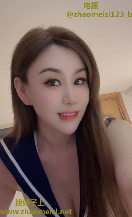 长腿御姐嘉佳