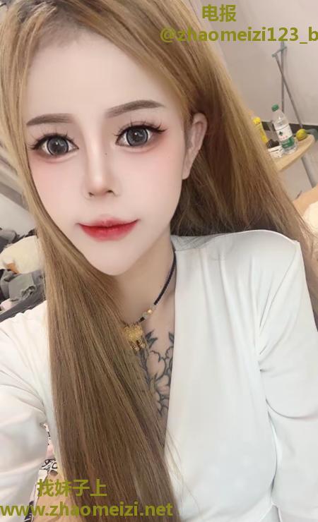 新北兼职纹身师小困