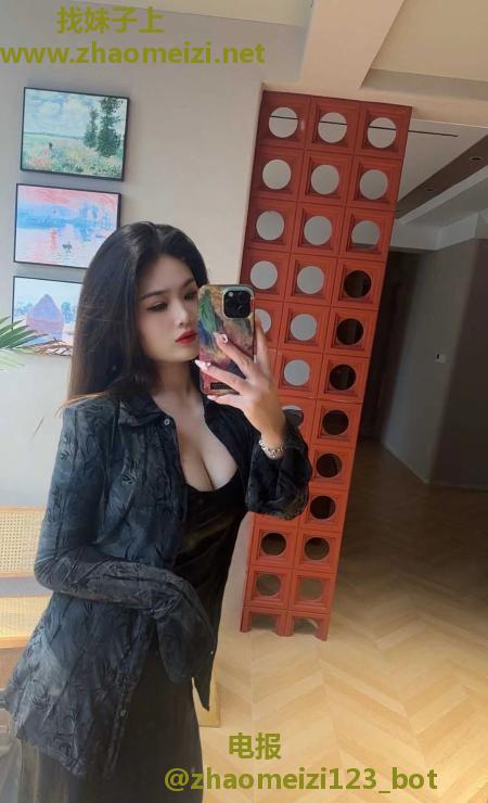 美艳大胸少妇