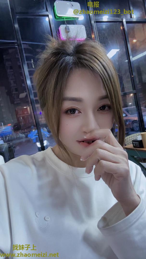 风骚御姐旗旗