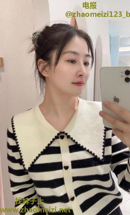 闵行清纯黑长直小妹