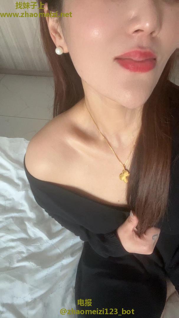 安琪小少妇