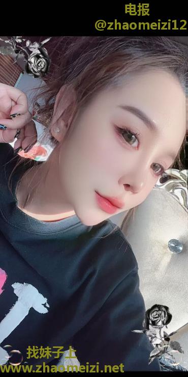 一字马性感骚女