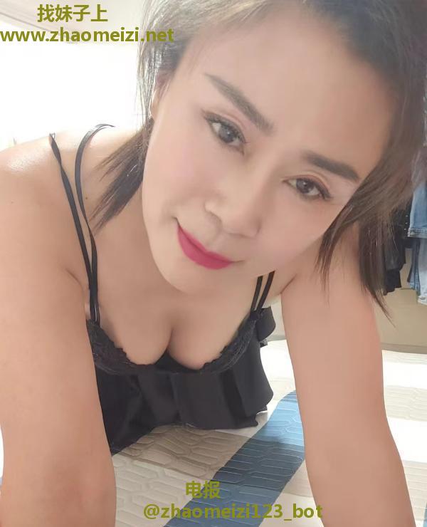 山东微胖气质熟女
