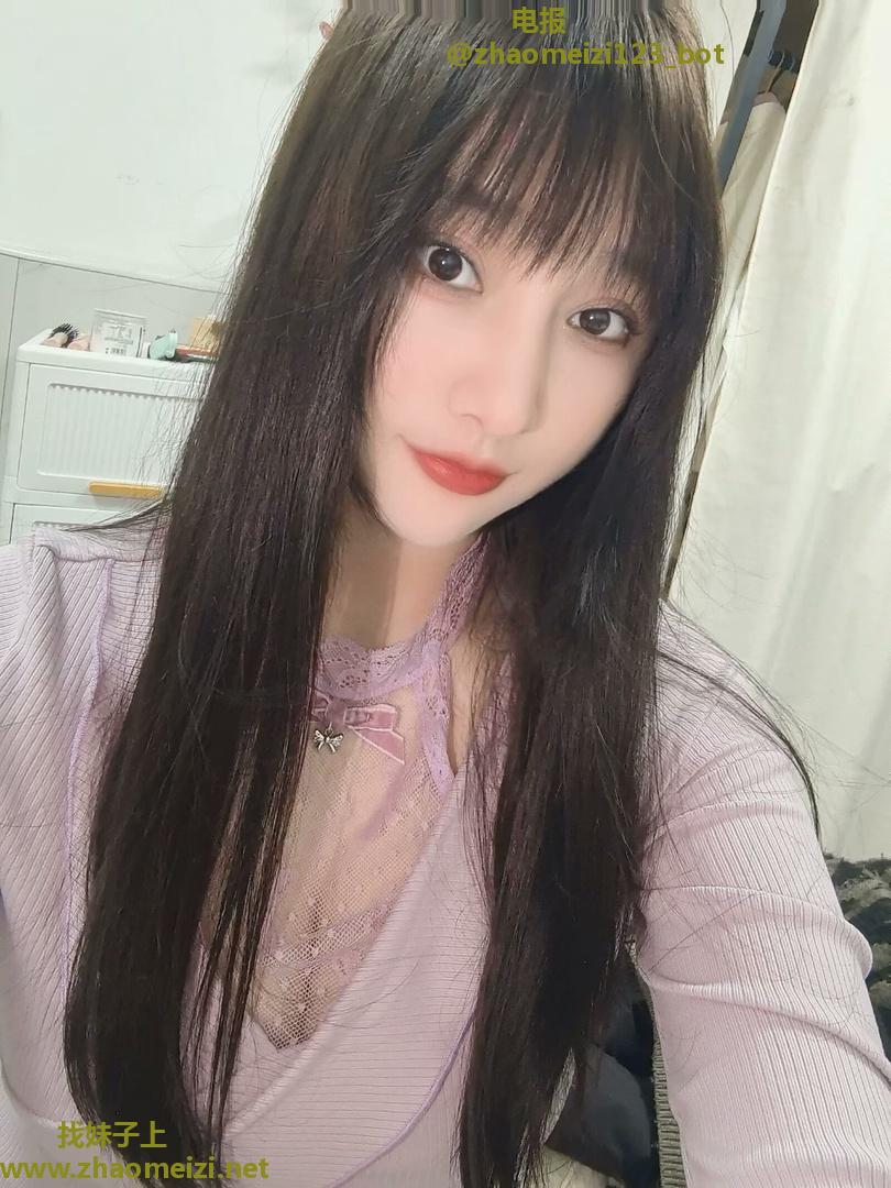 颜值甜妹安琪