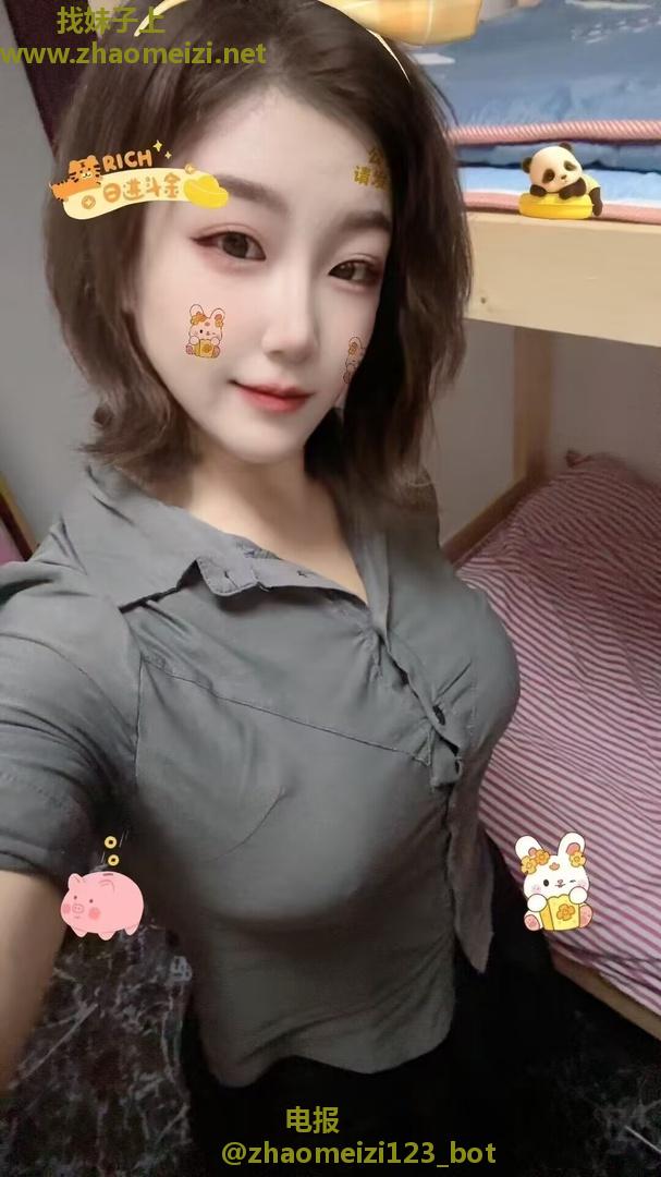 东北小姐姐很骚放的开