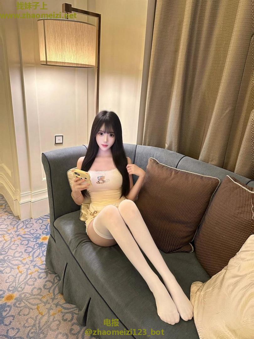 奥体长腿多汁敏感妹妹