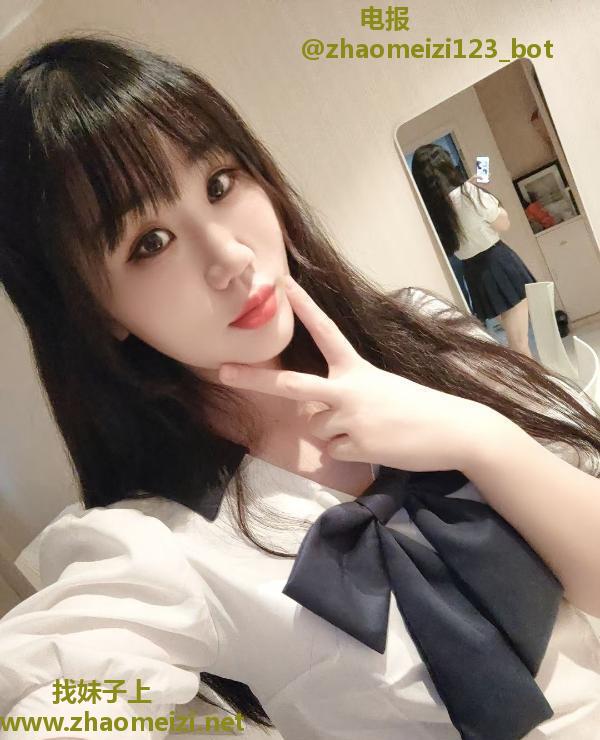 气质风韵辣妹子