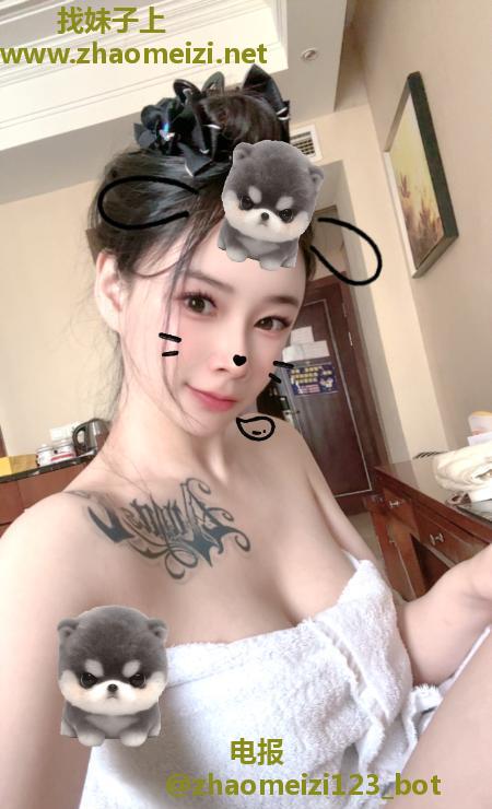 惠城舌吻反差尤物