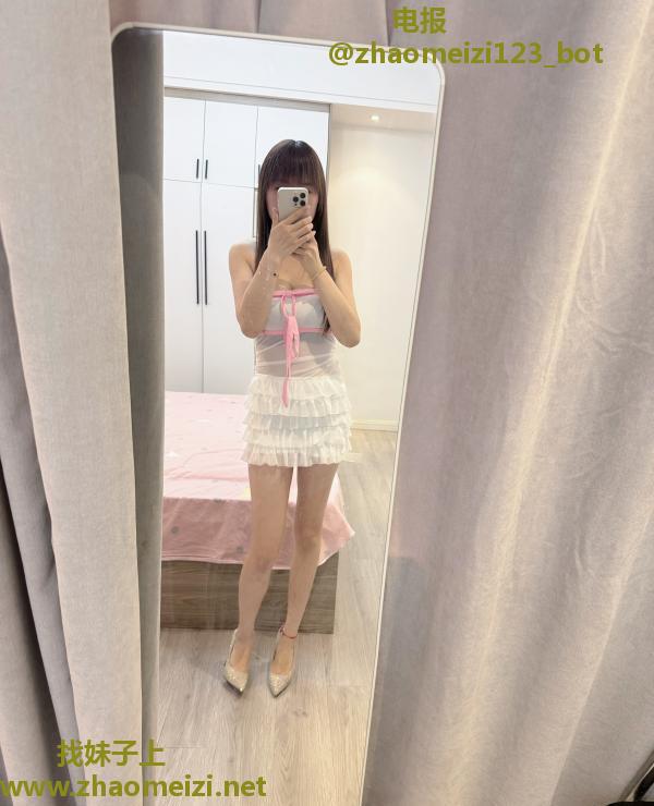 身材服务都不错的少妇