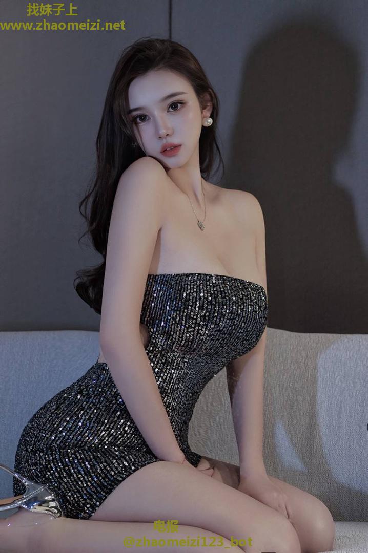 邻家诱人长腿少妇