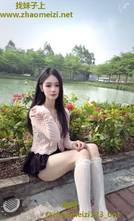 清纯舌吻少妇云朵