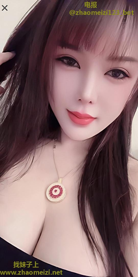 迎泽白嫩美乳御姐