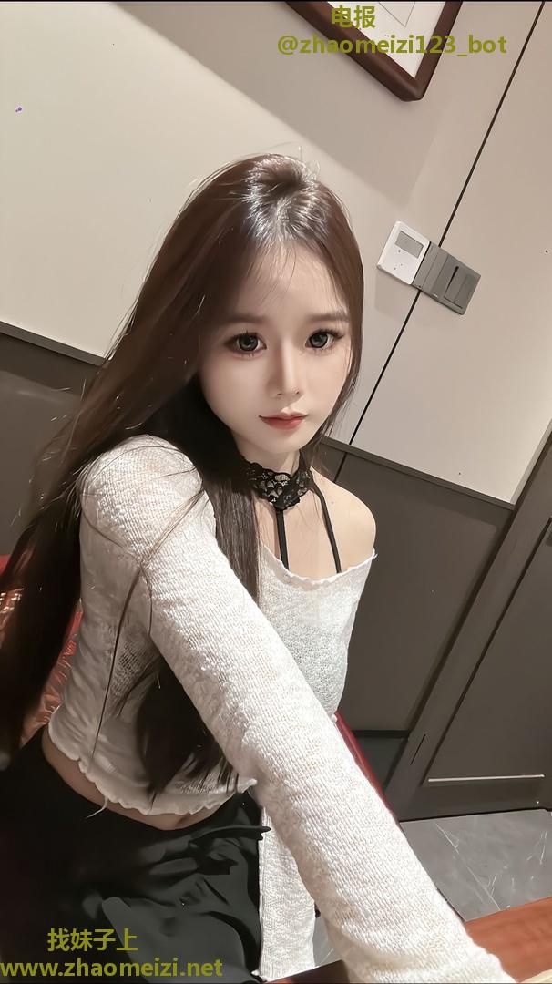 校园极致紧凑馒头妹妹
