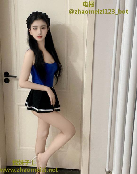 金水骚逼霓裳