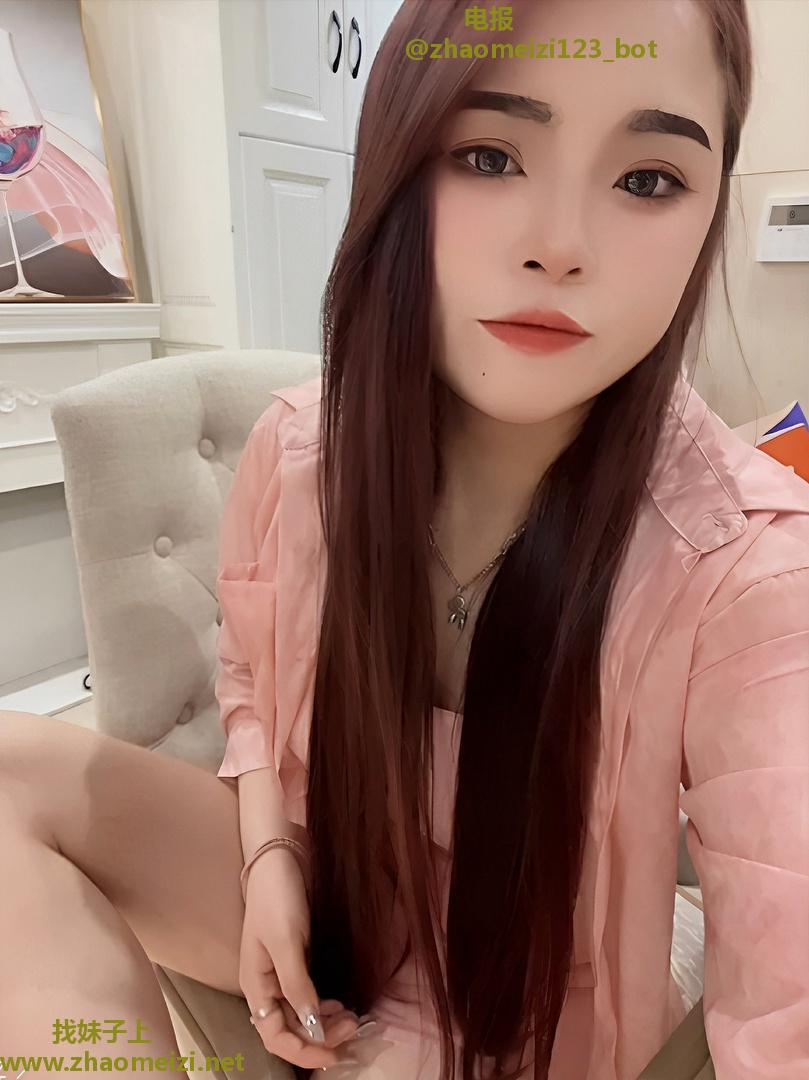 晋源舌头灵动小辣妹呀呀