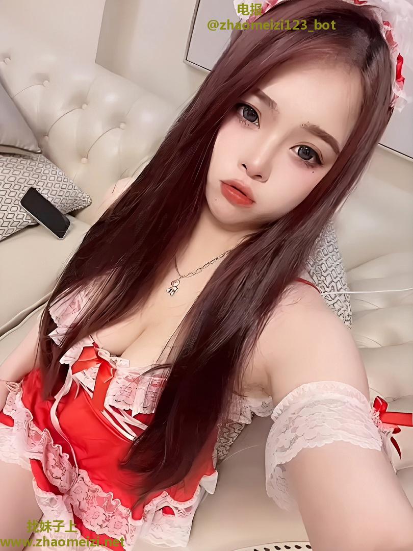 晋源舌头灵动小辣妹呀呀