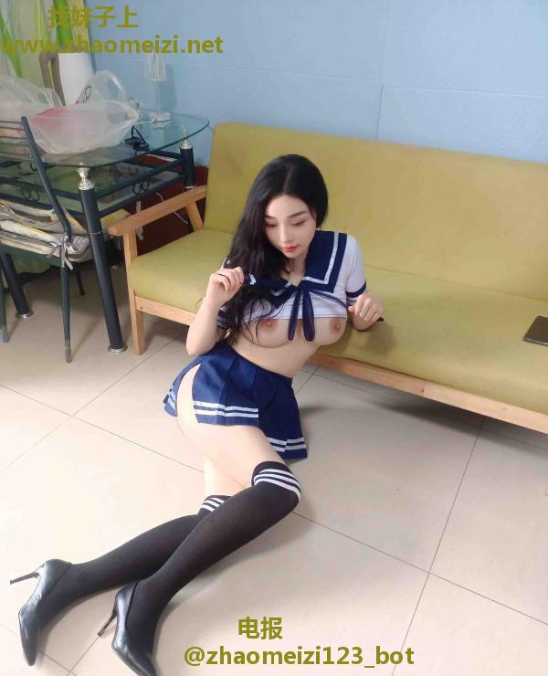 妖艳风骚御姐