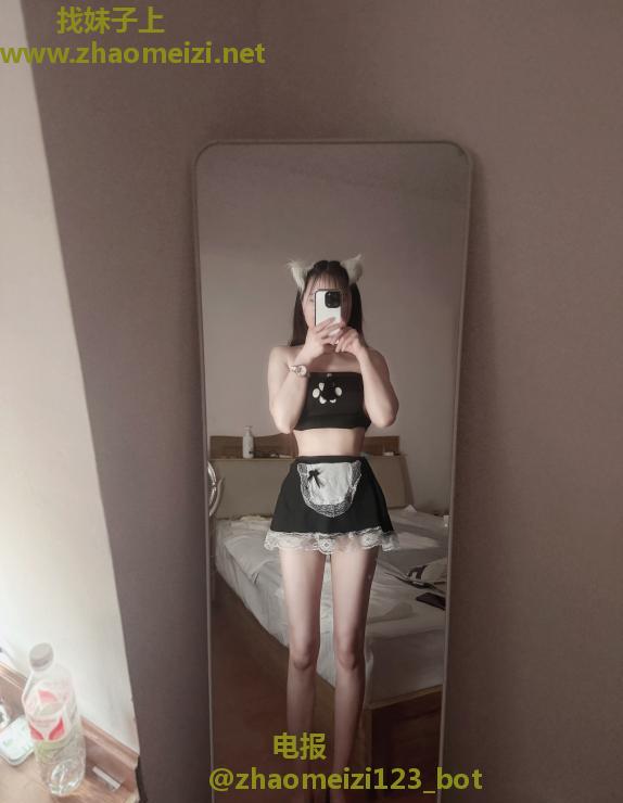 诗诗自聊半套