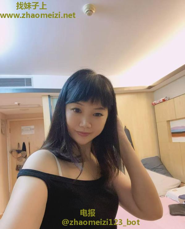 后入长腿黑丝少妇