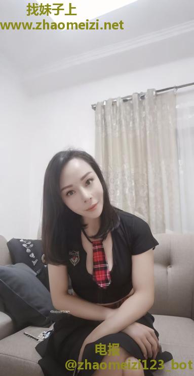 海珠舌吻少妇