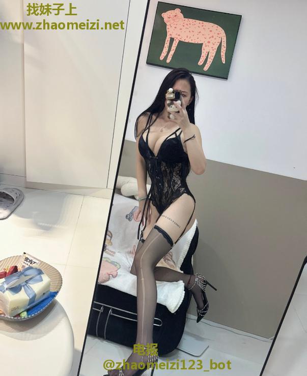 尤物小龙女