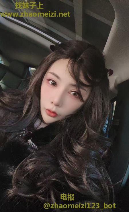 铁西网红脸桃子