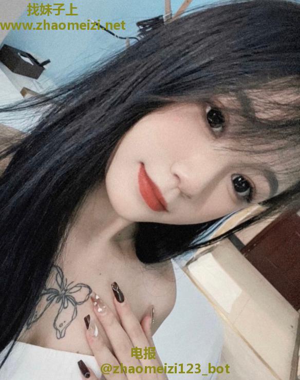 天河乖巧小妹妃妃