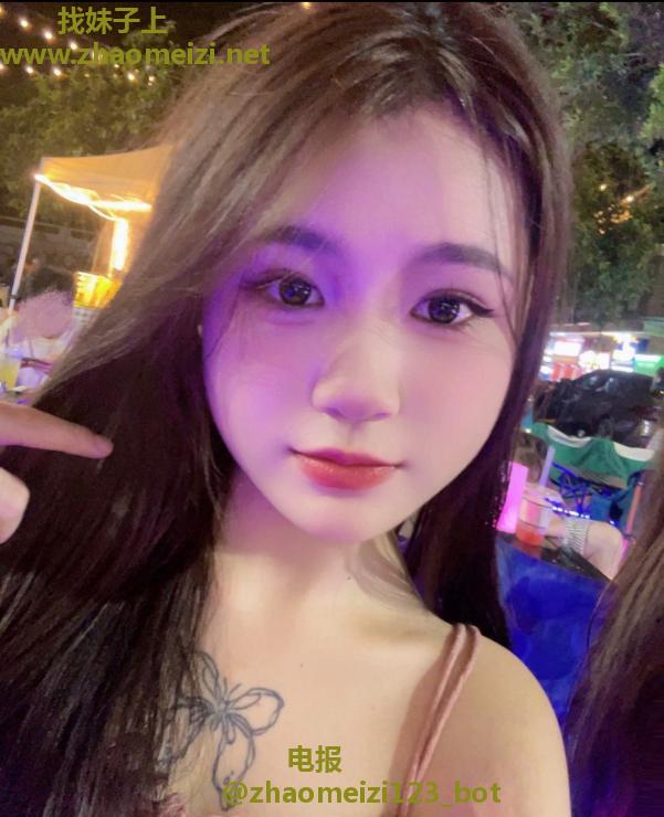 天河乖巧小妹妃妃