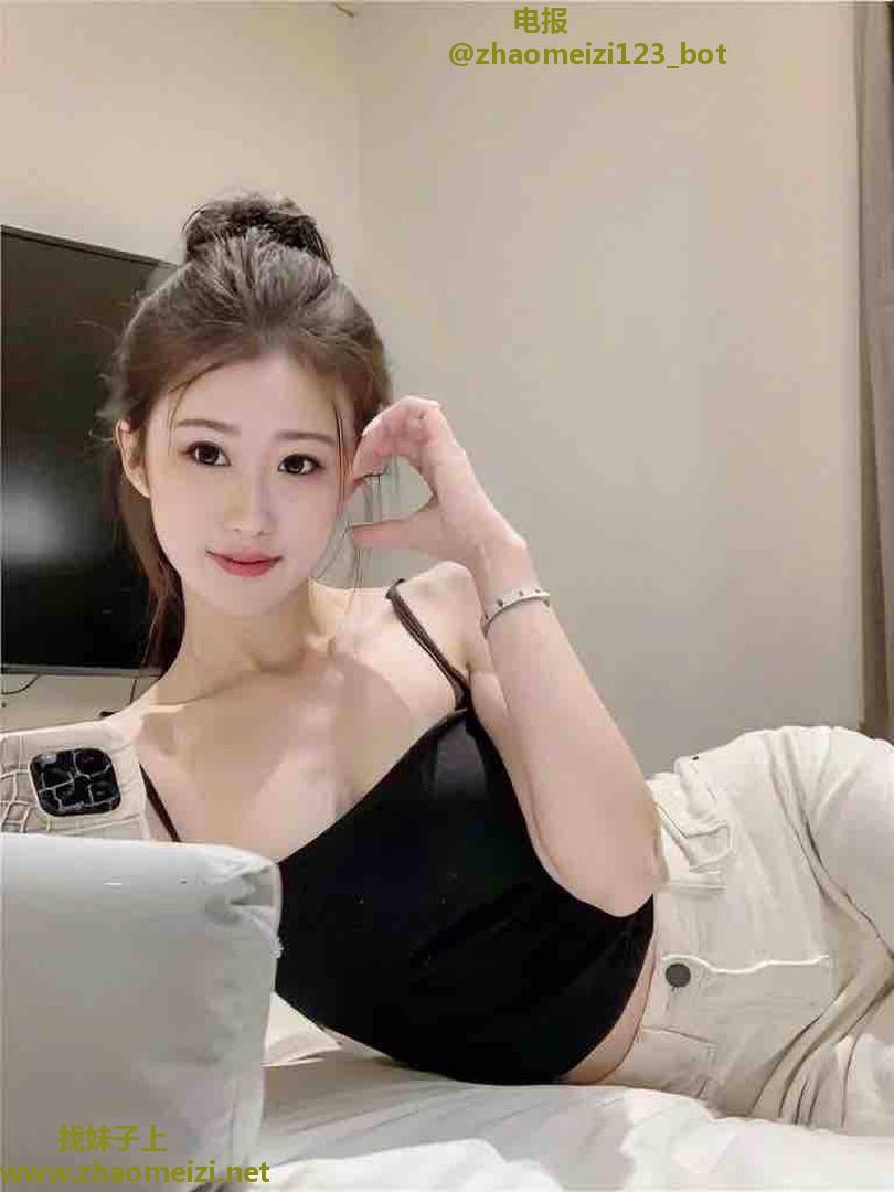 奎文性感美鲍萱萱