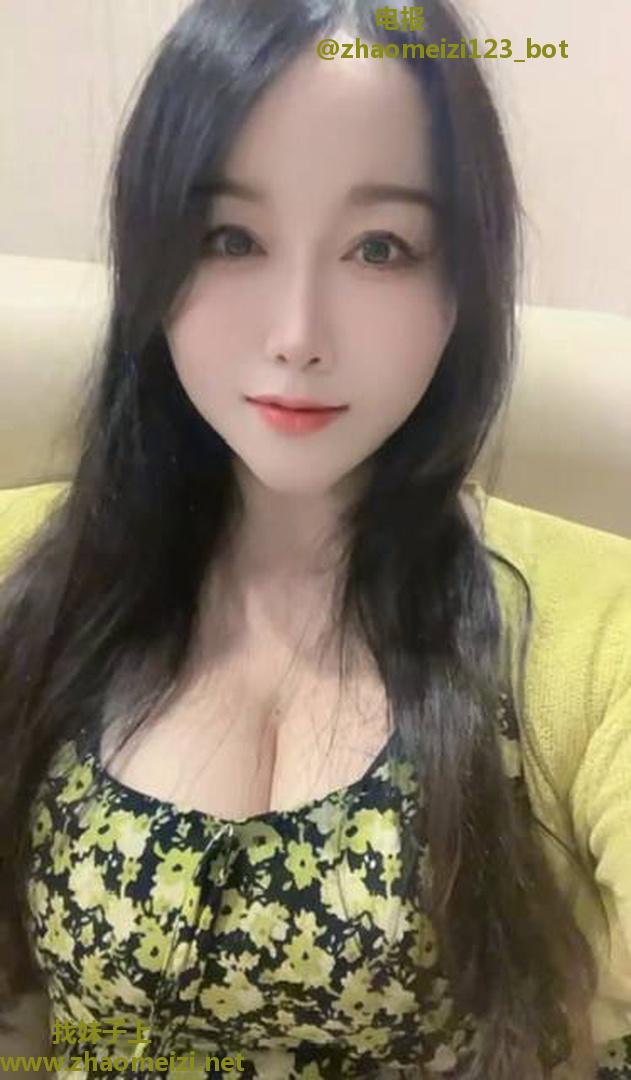 丰满大波妹妹