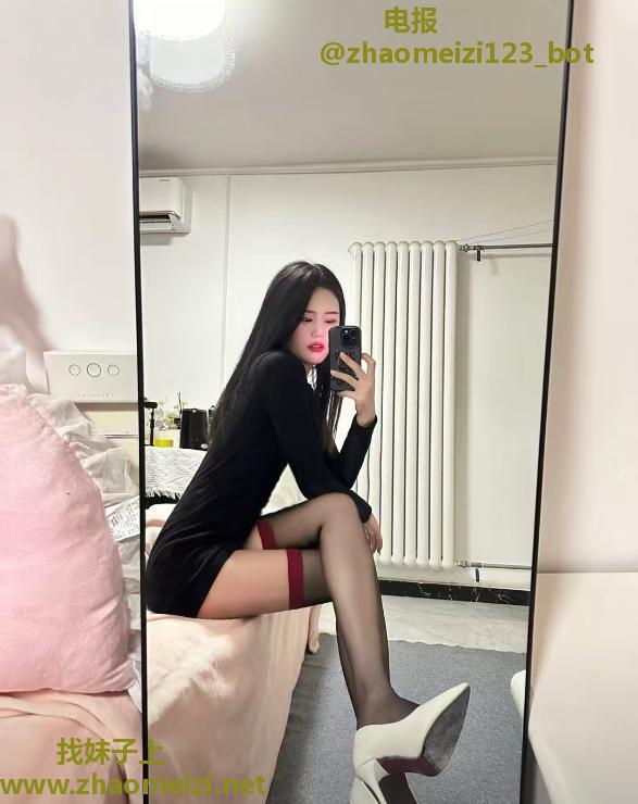 性感白嫩大美腿