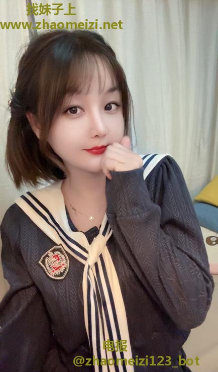 大波轻熟诗诗姐