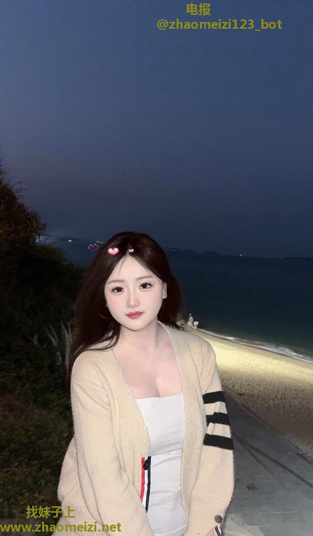 粉嫩妹小菲