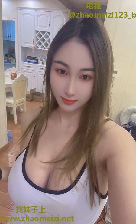E奶景恩
