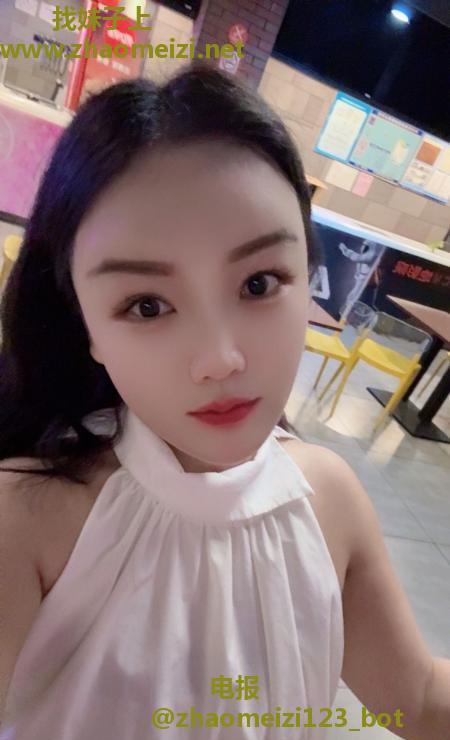 女友感护士楚依