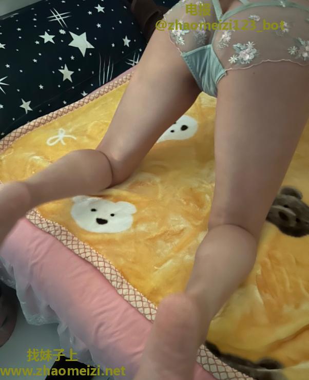 深喉舔蛋温柔小妹