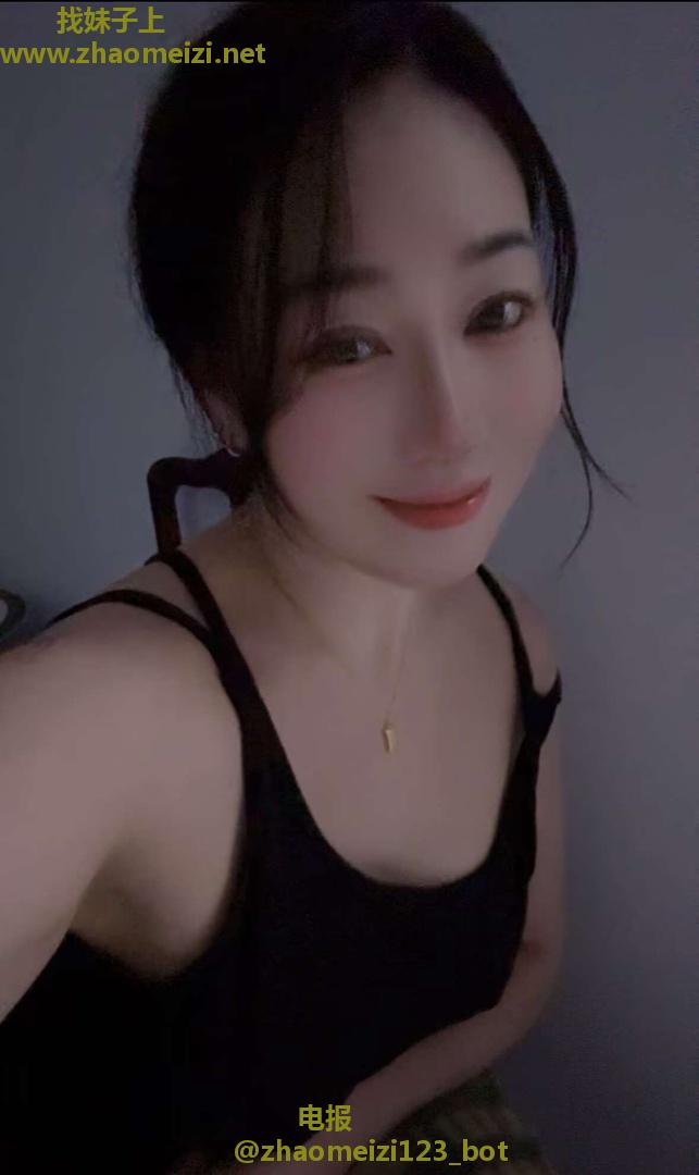 白云性感美女